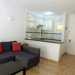 Suncanarias Angeles * לוס כריסטיאנוס
