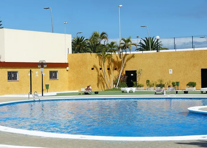 Suncanarias Angeles Лос Кристианос